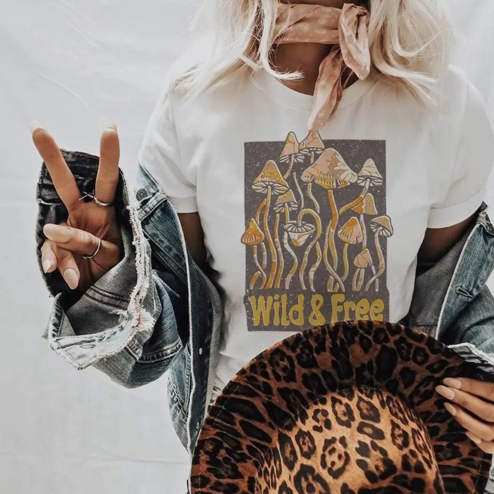 Wild‎ & Free Mushroom Graphic Tee Women’s